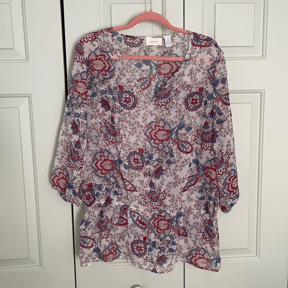 women’s chico’s top size 2